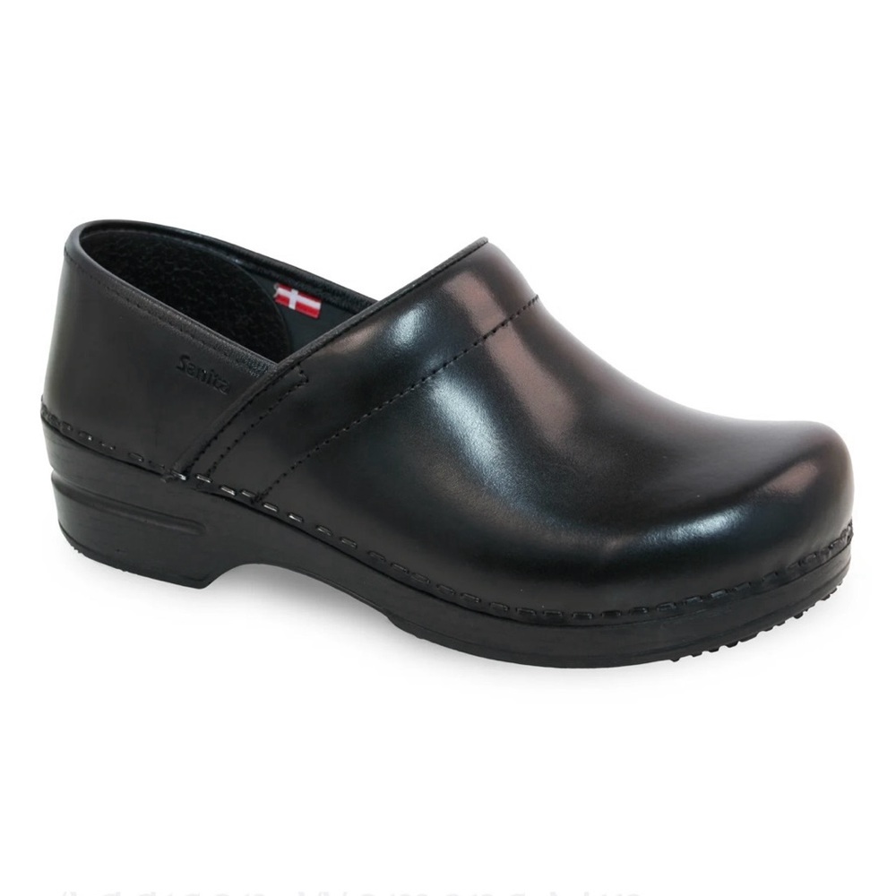 Sanita Addison Women's Slip Resistant Clog in Black